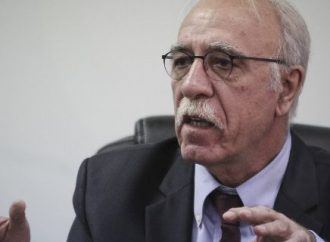 Moody’s: Οι ελληνικές τράπεζες θα προσελκύσουν περισσότερες καταθέσεις μετά τη χαλάρωση των capital controls