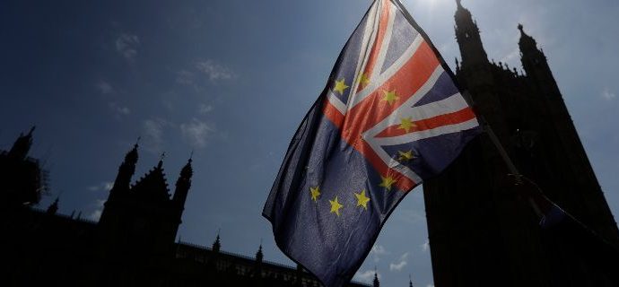 Brexit: Βέβαιος για επίτευξη συμφωνίας με την ΕΕ ο αρμόδιος υπουργός