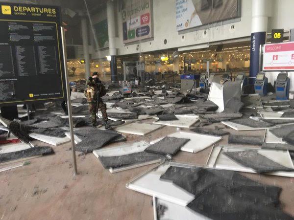 Καταδικάζουν κυβέρνηση και  κόμματα την τρομοκρατική επίθεση στις Βρυξέλλες