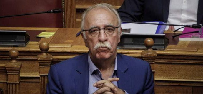 Βίτσας: Δεν θα ρίξει την κυβέρνηση για το Σκοπιανό ο Καμμένος