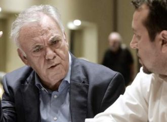 Μέτωπο προοδευτικών δυνάμεων ζητούν Δραγασάκης και Παππάς