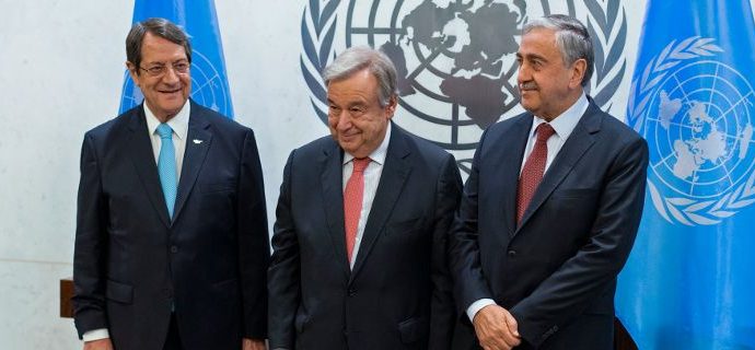 Τουρκία: Ο Ερντογάν απολύει 2.745 δικαστικούς – Συνελήφθησαν δέκα μέλη του Συμβουλίου της Επικρατείας