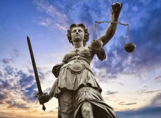 ΣΥΝΑΝΤΗΣΗ Ν. ΝΙΚΟΛΟΠΟΥΛΟΥ ΜΕ ΤΗΝ ΠΡΟΪΣΤΑΜΕΝΗ ΤΗΣ ΑΡΧΗΣ  ΓΙΑ ΤΟ ΞΕΠΛΥΜΑ ΜΑΥΡΟΥ ΧΡΗΜΑΤΟΣ