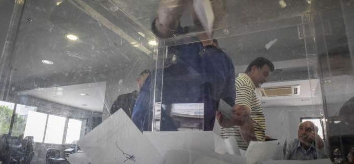 Τάσεις MRB: Με 9,8% προηγείται η ΝΔ του ΣΥΡΙΖΑ στην πρόθεση ψήφου
