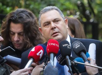 Καμμένος σε ερώτηση του CNN Greece: Έχω επαφές και με άλλους βουλευτές