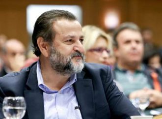 Κεγκέρογλου: Εμείς τον Τόσκα τον είχαμε πορτιέρο στον Μπεγλίτη- Είναι μπίτ άχρηστος