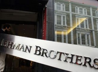 Παραλίγο τραγωδία στο Αγρίνιο: Σύγκρουση αστικού λεωφορείου με φορτηγό – 12 τραυματίες