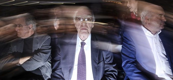 Αποστασία για να πέσει η Ενωση Κεντρώων βλέπει ο Λεβέντης