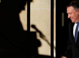 ΗΠΑ: Πυρά Πομπέο κατά Κέρι για τις «ανάρμοστες» συναντήσεις του με Ιρανούς αξιωματούχους
