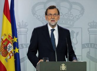Ραχόι: Να ξεκαθαρίσει ο Πουτζντεμόν εάν κήρυξε ανεξαρτησία της Καταλονίας