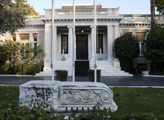 Σε ΝΑΤΟ, Ε.Ε. και ΟΗΕ οι ελπίδες της κυβέρνησης
