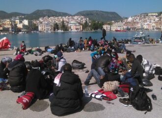 Stratfor: Τον Μάιο οι δύσκολες αποφάσεις για την Ελλάδα για αξιολόγηση και προσφυγικό