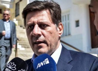 Βαρβιτσιώτης για Μόρια: Η κυβέρνηση ευθύνεται για τον «εθνικό εξευτελισμό»