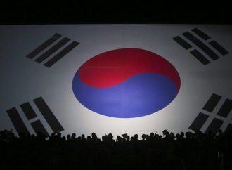 Η Σεούλ θα αξιοποιήσει «όλα τα μέσα» για να αντιδράσει στους δασμούς των ΗΠA