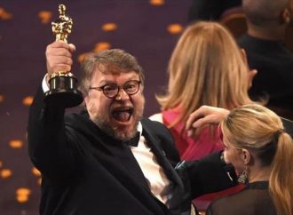 «The Shape of Water»: Στο υδάτινο παραμύθι του Γκιγιέρμο Ντελ Τόρο το Όσκαρ Καλύτερης Ταινίας