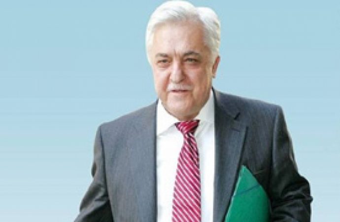 Αλ. Παπαδόπουλος: «Κοινωνία-πολιτικοί ζουν μια μεγαλειώδη παραίσθηση»
