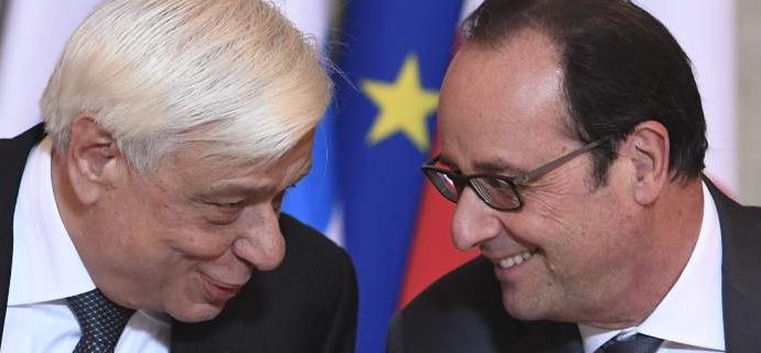 Ευχαριστίες Παυλόπουλου σε Γιούνκερ και Ολάντ για τη συμπαράστασή τους στην Ελλάδα
