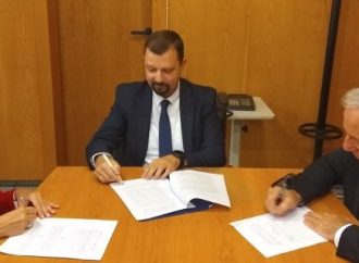 Υπογραφή μνημονίου μεταξύ ΓΓΤΤ και Δήμου Ζωγράφου για την ανάπτυξη πιλοτικού δικτύου 5G από την Cosmote