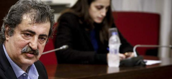 Οι κακίες του Πολάκη για την Ευγενία Μανωλίδου και τα γένια του Μητσοτάκη