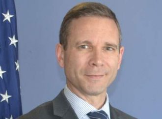 O Γκρέγκορι Φλέγκερ είναι ο νέος πρόξενος των ΗΠΑ στη Θεσσαλονίκη- Μιλάει άπταιστα ελληνικά