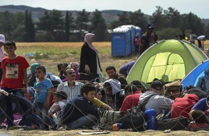 Στους 51.393 υπολογίζουν τους πρόσφυγες και μετανάστες