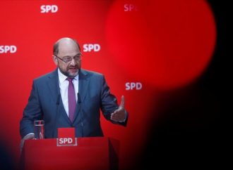 Σουλτς: Ανοιχτό το ενδεχόμενο να αναλάβει κυβερνητική θέση