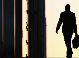 «Το Λάθος Βήμα του Τραπεζίτη»