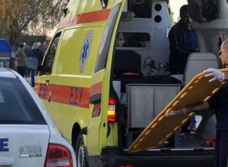 Φονική μετωπική νταλίκας με βαν που μετέφερε μετανάστες