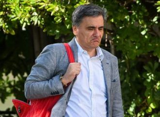 Χάνεται το στοίχημα της εξόδου στις αγορές- Φωτιά τα επιτόκια στα ελληνικά ομόλογα