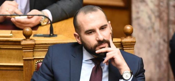 Ο Τζανακόπουλος περιγράφει τι θα μοιράσει ο Τσίπρας στη ΔΕΘ