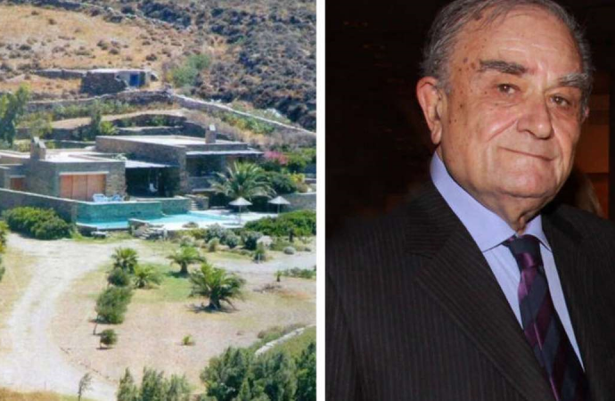 «Βόμβα»: Ποιος αγόρασε τη βίλα του Φυντανίδη στην Τήνο – Πλήρωσε 1,8 εκατ. ευρώ!