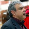 Βερναρδάκης: Μη χτυπάτε τον Τσίπρα, είναι μόνο 44 ετών
