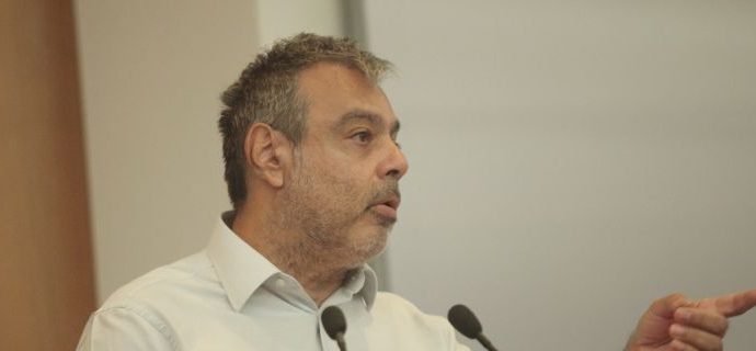 Βερναρδάκης: Καμία συζήτηση με το ΚΙΝΑΛ -Είναι «συμπλήρωμα διατροφής» του Μητσοτάκη