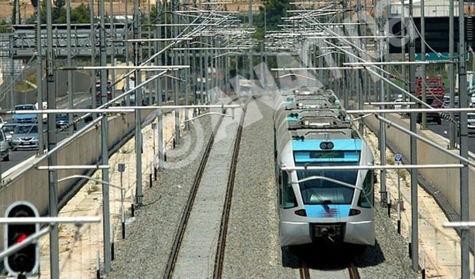 Εικοσιτετράωρη απεργία σε τρένα – προαστιακό, χωρίς ταξί η Αθήνα