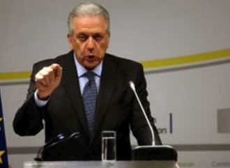 Δ.Αβραμόπουλος για Novartis: Αν δεν αποκατασταθεί η νομιμότητα θα τη φέρω στους ευρωπαϊκούς θεσμούς