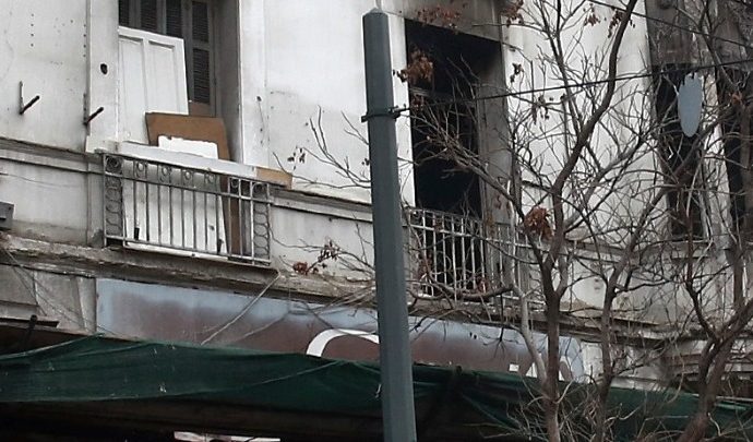 Νεκρός ηλικιωμένος άνδρας από πυρκαγιά σε διαμέρισμα στα Πατήσια