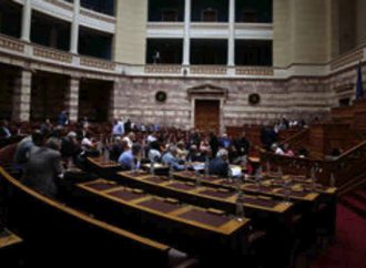 Κατατέθηκε κοινή πρόταση ΣΥΡΙΖΑ-ΑΝΕΛ για Προανακριτική για την υπόθεση «Νovartis»