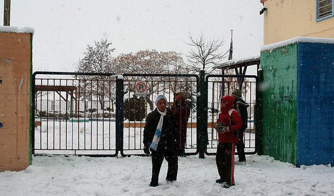 Σε λευκό κλοιό βόρεια και κεντρική Ελλάδα – Ποια σχολεία είναι κλειστά