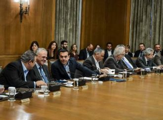 Μετά τον Δεκαπενταύγουστο και πριν τη ΔΕΘ ο ανασχηματισμός