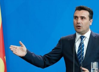Περιοδείες ο Ζάεφ, «κόκκινες γραμμές» ο Π. Καμμένος