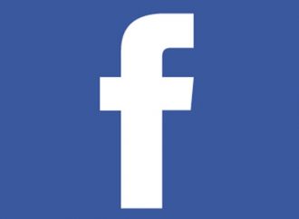 «Έπεσε» το Facebook