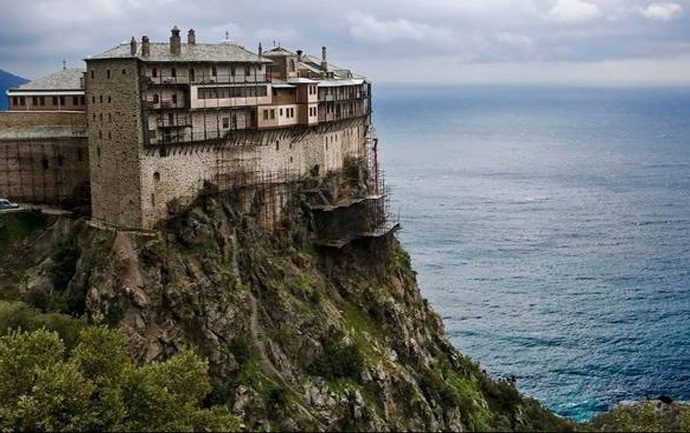 «Όχι» του Αγίου Όρους στη Συμφωνία των Πρεσπών, ζητάει την προκήρυξη δημοψηφίσματος
