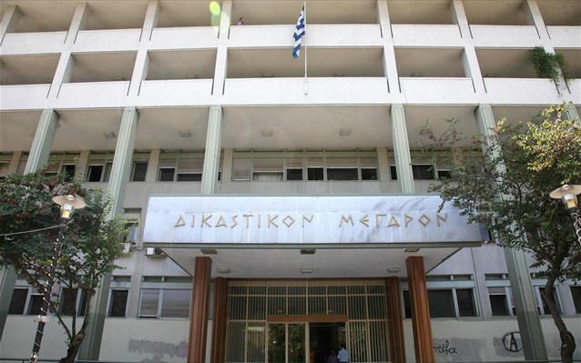 Αναστέλλεται η απόφαση προφυλάκισης της 53χρονης καθαρίστριας
