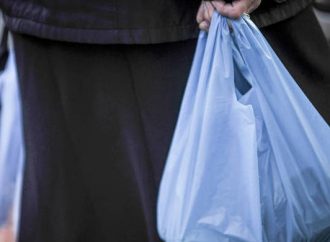Αυξάνεται κατακόρυφα η τιμή της πλαστικής σακούλας – Πόσο θα κοστίζει από 1η Ιανουαρίου