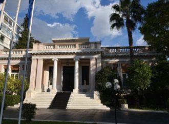 Βουλή: Μετά τους «151» επιδιώκουν να εισάγουν την Πέμπτη τη Συμφωνία των Πρεσπών