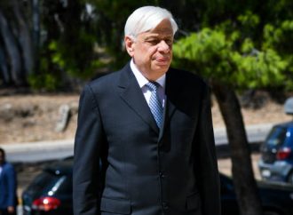 Επικοινωνία Παυλόπουλου με τις οικογένειες των δύο Ελλήνων στρατιωτικών