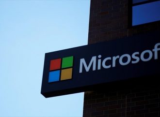 Η Microsoft «εκθρόνισε» προσωρινά την Apple