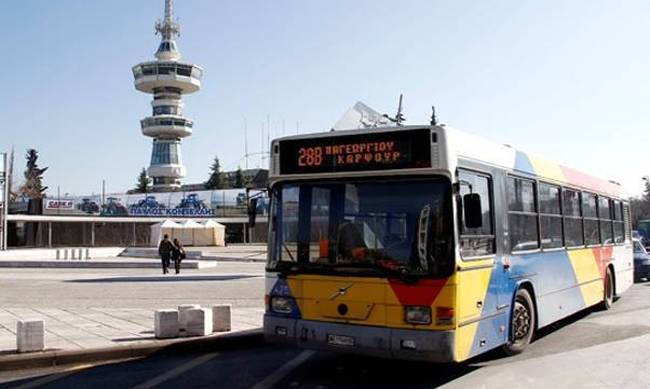 Θεσσαλονίκη: Τέσσερις τραυματίες από σύγκρουση Ι.Χ. με αστικό λεωφορείο