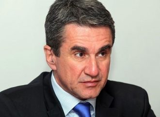 Α.Λοβέρδος: «Ο Κόφι Ανάν υπηρέτησε σε έναν δύσκολο διεθνή οργανισμό»
