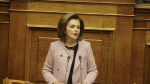 η κυβέρνηση να ολοκληρώσει τη θητεία της»